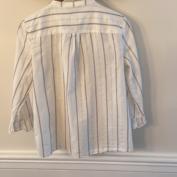 Karl Lagerfeld Blouse - Picture 5 of 10